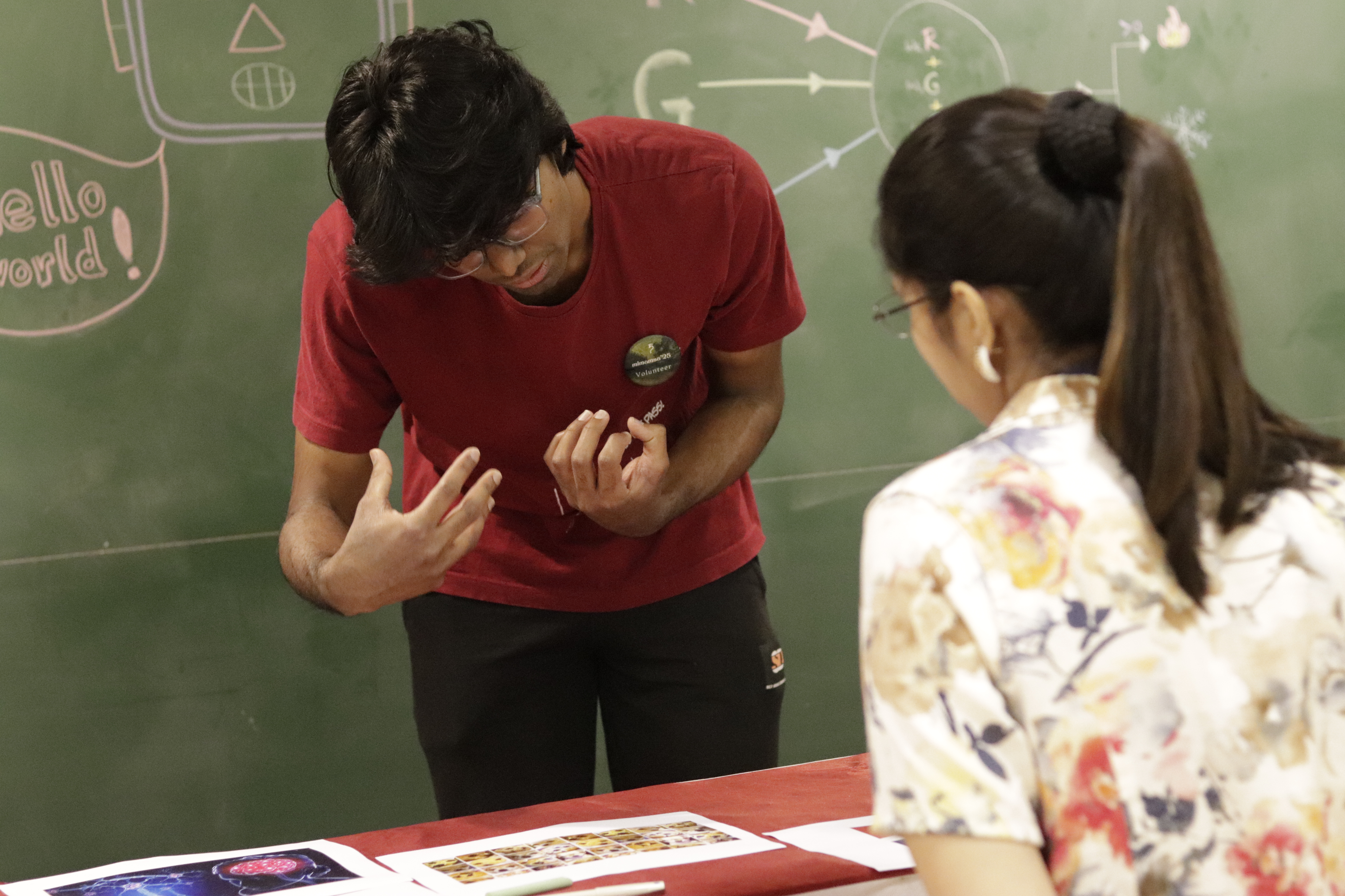 SciCon - Person explaining stuff